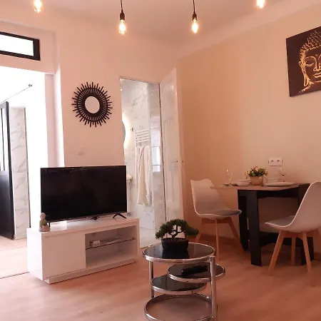 T2 Confort, Gp / Moto / 24h / Classic * לה מאנש