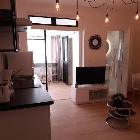 Apartamento T2 Confort, Gp / Moto / 24h / Classic *